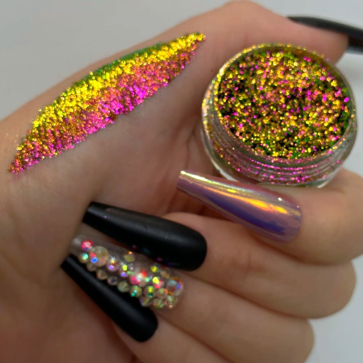 Chameleon Eyeshadow Flakes