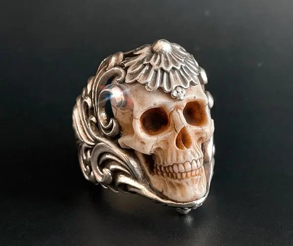 💀 Vintage Polish Floral Armor Antler Skull Ring